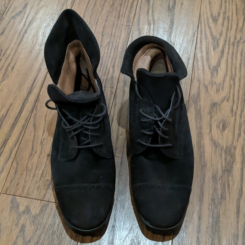 Leather Shoes